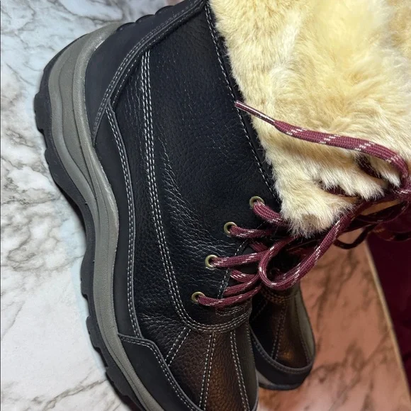 Clarks Black with Cream Faux Fur Winter Style Boots with NWOT SZ 9 - Picture 5 of 13